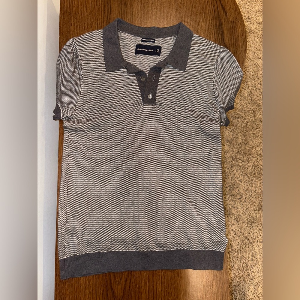 Abercrombie & fitch Vintage design collared top